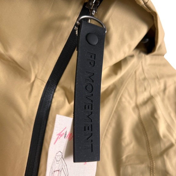 New FP MOVEMENT by Free People Zephyr Packable Ski Shell Jacket Antelope Combo M - Picture 7 of 11